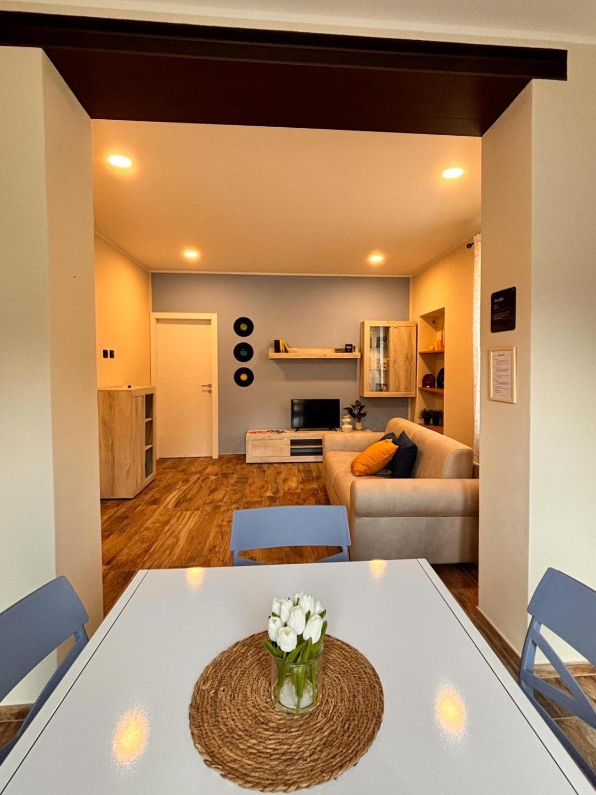 Appartement La Casa Di Zia Maria à Boves Extérieur photo